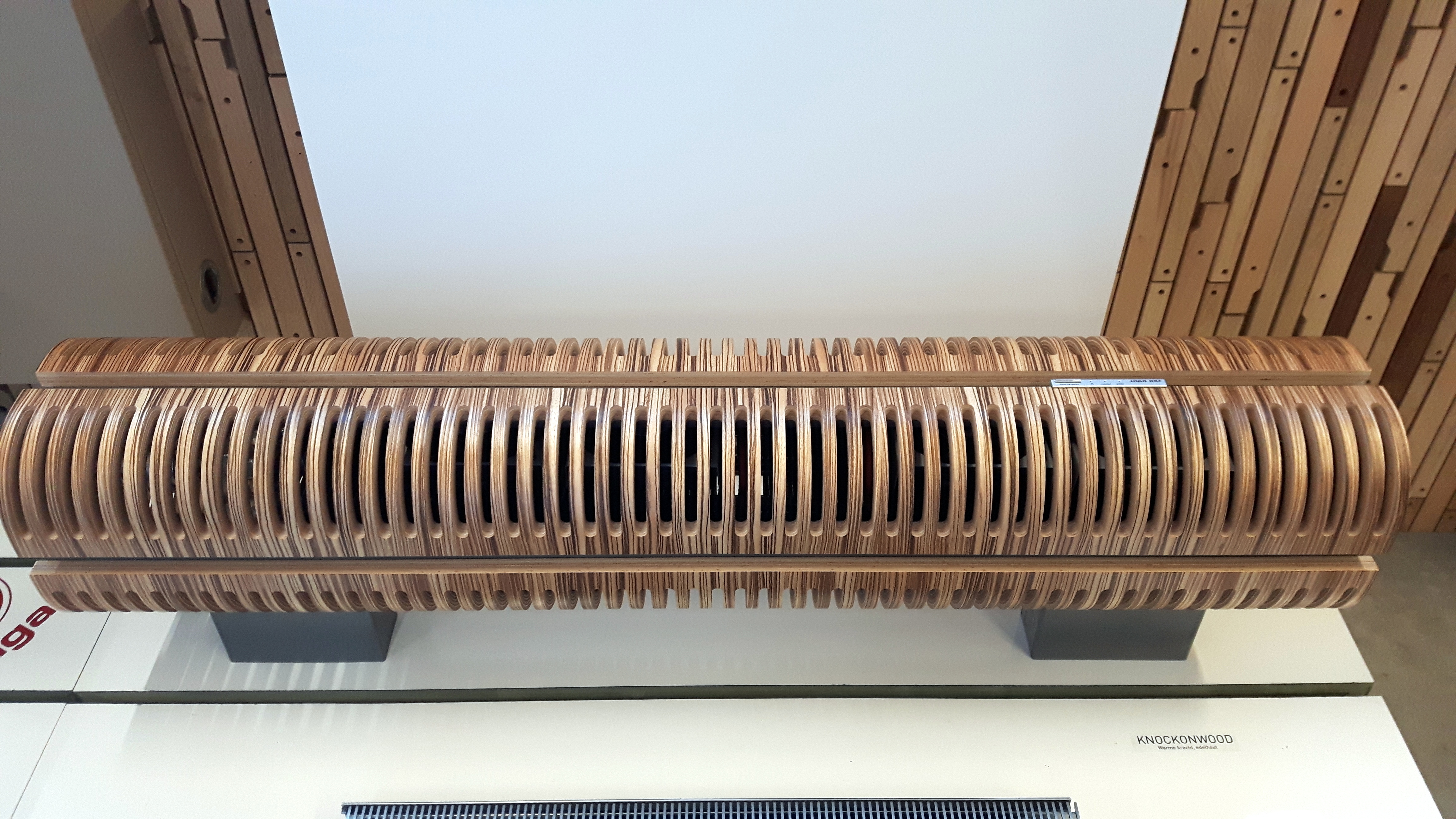 Knockonwood houten design radiator van jaga WoonwijzerwinkelWoonwijzerwinkel